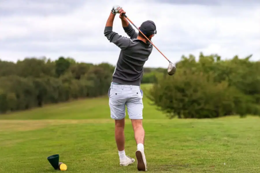 Le golf est-il un bon sport pour le dos ?